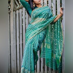 Exclusive Dhakai Jamdani (100 count)